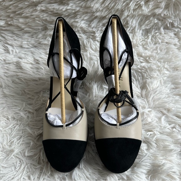 bettye muller Shoes - Bettye Muller Madison Tie Up Dress Pump New In Box Size 8.5